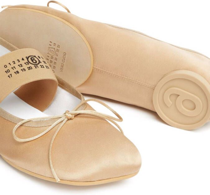 MM6 Maison Margiela Atomic satijnen ballerina's Beige