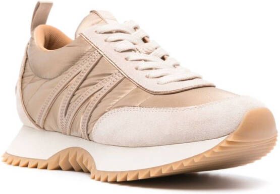 Moncler Pacey gewatteerde sneakers Beige