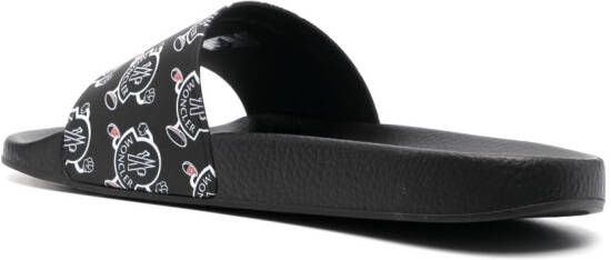 Moncler Slippers met logoprint Zwart