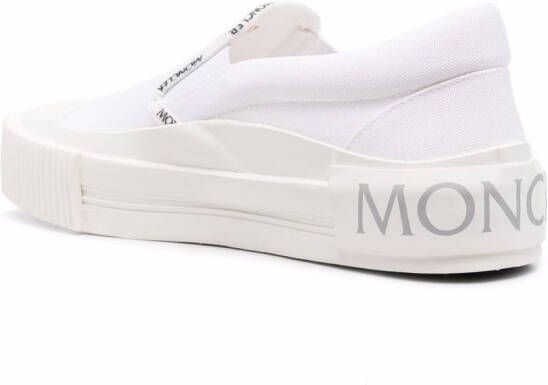 Moncler Sneakers met logo afwerking Wit