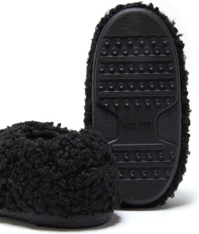 Moon Boot Slippers van imitatiebont Zwart