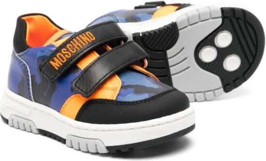Moschino Kids Leren sneakers met geborduurd logo Blauw