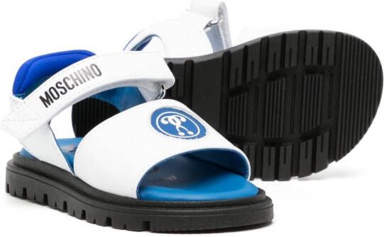 Moschino Kids Leren sandalen met open neus en logoprint Blauw