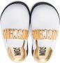 Moschino Kids Slippers met logoplakkaat Wit - Thumbnail 3