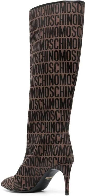 Moschino Knielaarzen met logoprint Bruin