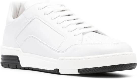 Moschino Leren sneakers Wit