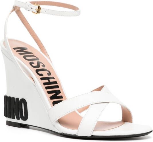 Moschino Sandalen met sleehak Wit