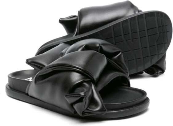 Nº21 Kids Gewatteerde slippers met gedraaid detail Zwart