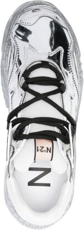 Nº21 Sneakers met metallic-effect Zilver