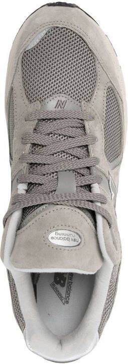 New Balance 2002R sneakers met leren vlakken Beige