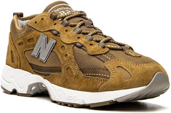New Balance 827 Thisisnevertha low-top sneakers Bruin