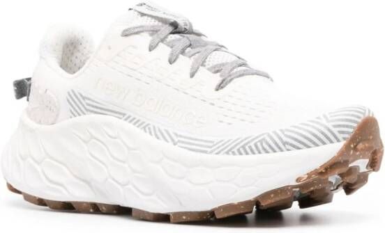 New Balance Fresh Foam x More Trail V3 sneakers Wit