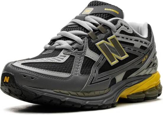 New Balance M1906 "Castlerock Ginger Lemon" sneakers Grijs