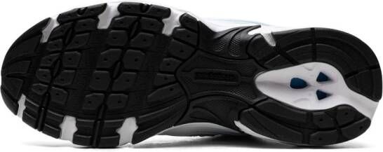 New Balance Sneakers met ronde neus Wit
