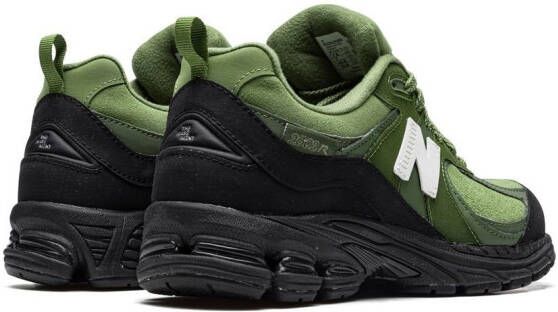 New Balance x The Basement 2002R sneakers Groen