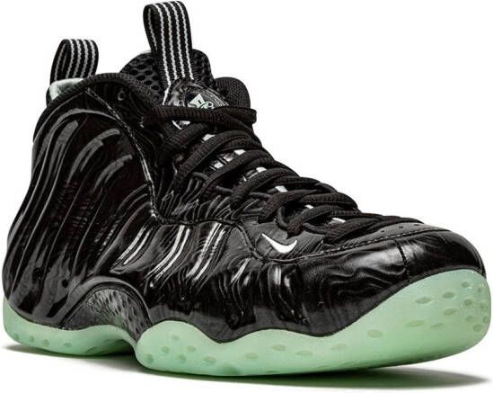 Nike "Air Foamposite One Barely Green sneakers" Zwart