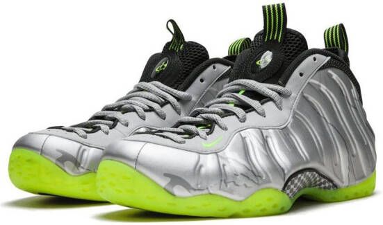 Nike Air Foamposite sneakers Zilver
