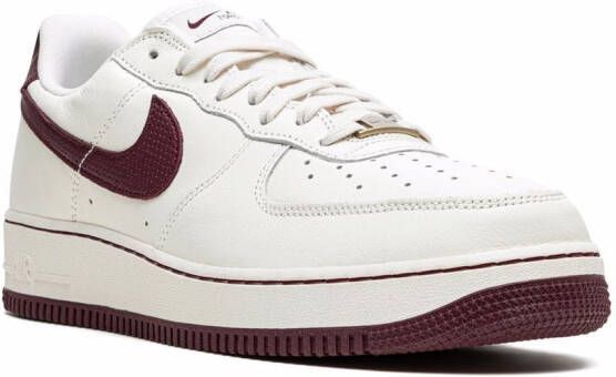 Nike "Air Force 1 '07 Craft Dark Beetroot sneakers" Wit