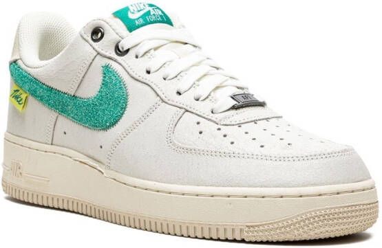 Nike Air Force 1 '07 LV8 sneakers Wit