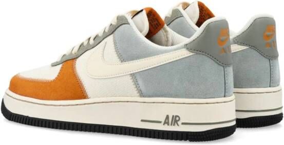 Nike Air Force 1 '07 sneakers met vlakken Beige