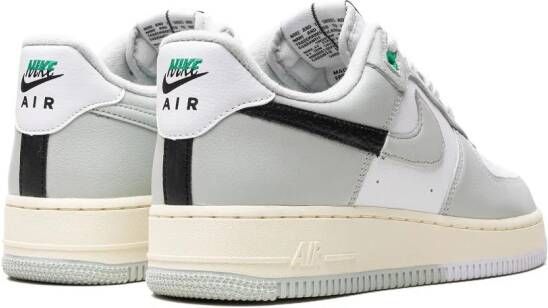 Nike Air Force 1 '07 sneakers Zilver