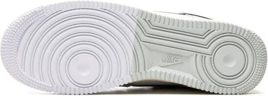 Nike Air Force 1 '07 sneakers Zilver