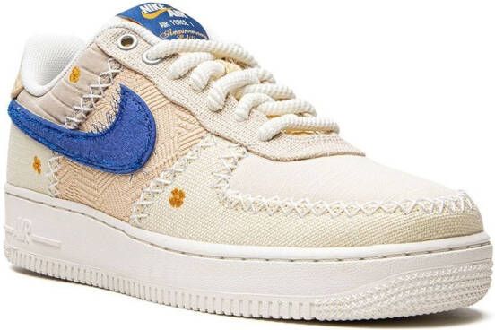 Nike Air Force 1 low-top sneakers Beige