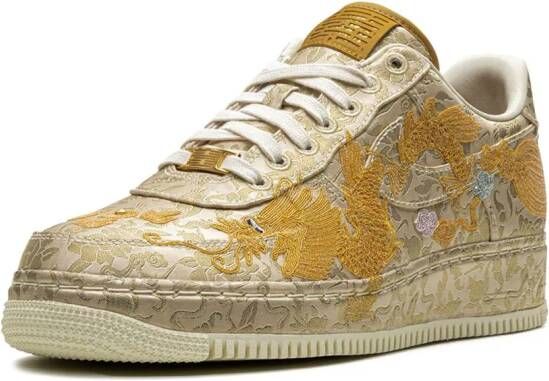 Nike Air Force 1 "Year of the Dragon" sneakers Goud