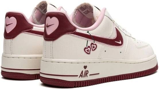 Nike "Air Force 1 Valentine's Day Love Letter sneakers" Beige