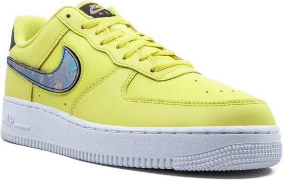 Nike Air Force 1'07 LV8 3 sneakers Geel