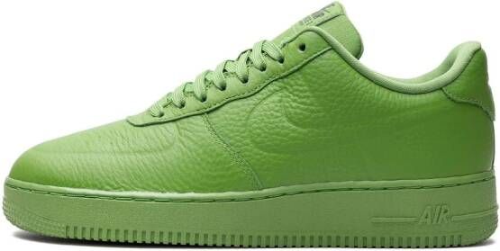 Nike Air Force 1'07 Pro Tech "WP Green Chlorophyll Black" sneakers Groen