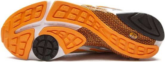 Nike Air Ghost Racer sneakers Oranje