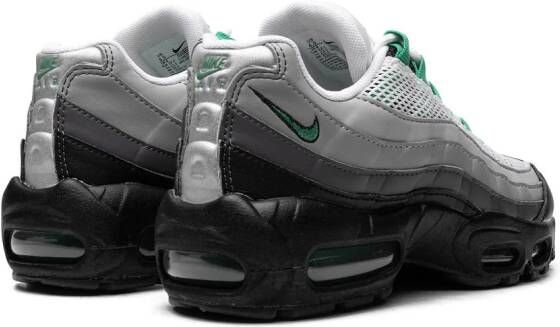 Nike Air Max 95 Next Nature sneakers Grijs