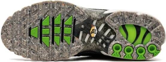 Nike "Air Max Plus Essential Crater Green sneakers" Zwart