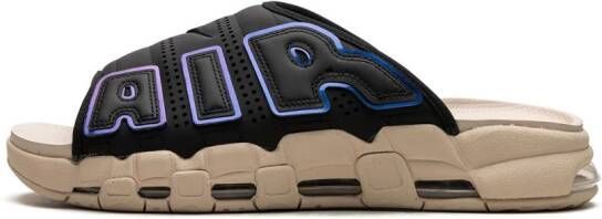 Nike "Air More Uptempo Black Sanddrift Iriserende slippers" Zwart