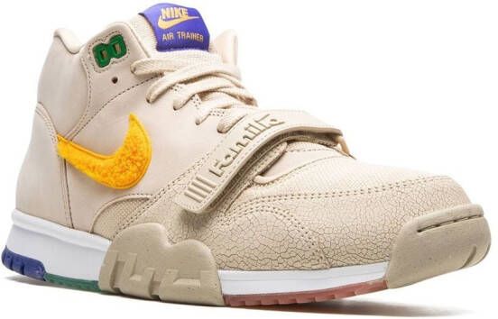 Nike "Air Trainer 1 We Are Familia sneakers " Beige