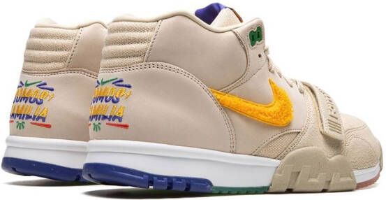Nike "Air Trainer 1 We Are Familia sneakers " Beige