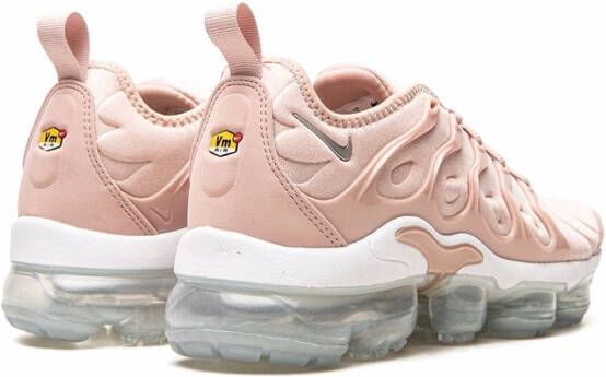 Nike "Air VaporMax Plus Pink Oxford sneakers" Roze