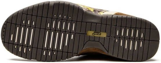 Nike Air Zoom Air E-Cue low-top sneakers Bruin