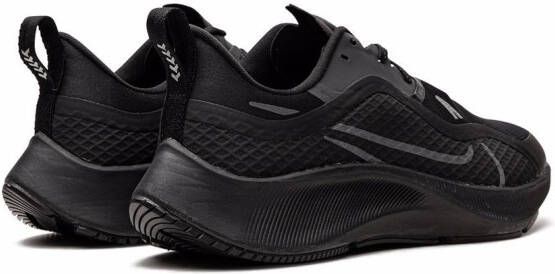 Nike Air Zoom Pegasus 37 Shield sneakers Zwart