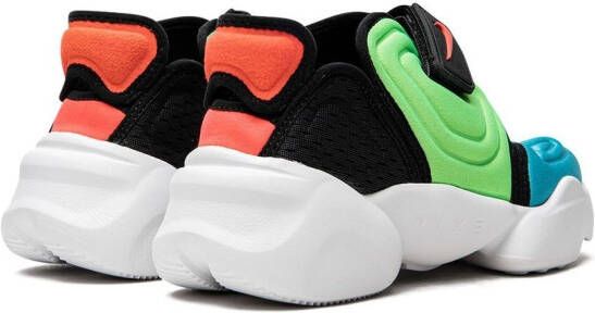 Nike Aqua Rift sneakers met klittenband Zwart