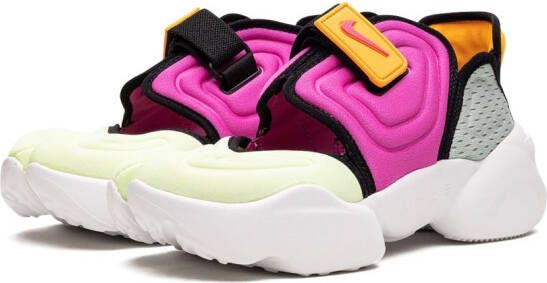 Nike Victori One slippers met logoprint Zwart - Foto 10