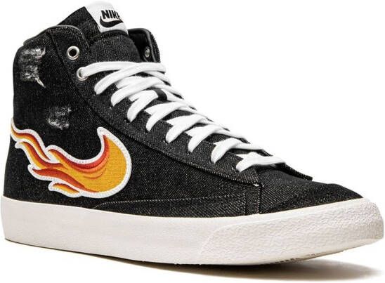 Nike "Blazer Mid '77 Cleveland Rocks sneakers " Zwart