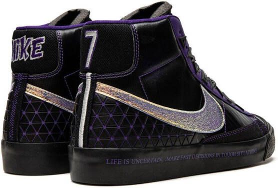 Nike "Blazer Mid 77 Doernbecher Freestyle sneakers" Zwart