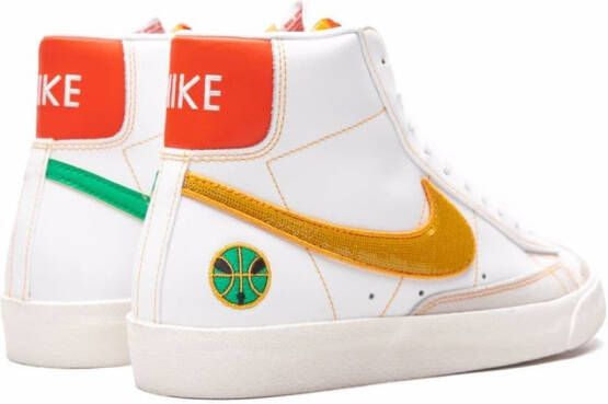 Nike "Blazer Mid '77 Vintage Rayguns sneakers" Wit