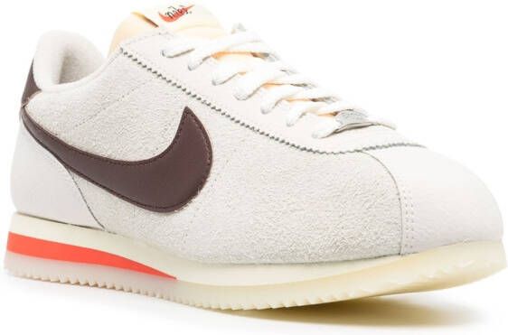 Nike Cortez '23 low-top suède sneakers Beige