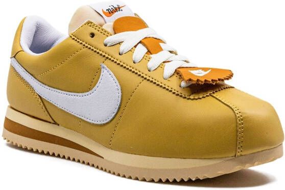 Nike "Cortez 23 SE 23 Wheat Gold sneakers" Goud