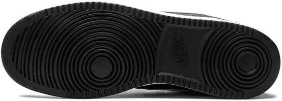 Nike Court Vision mid-top sneakers Zwart