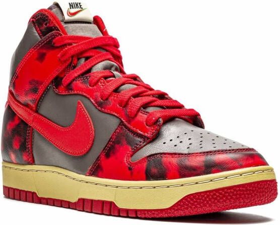 Nike "Dunk High 1985 SP Chile Red sneakers" Rood