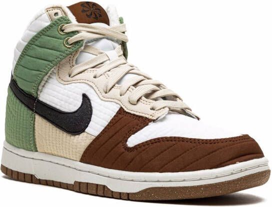 Nike "Dunk High LX Toasty sneakers" Groen